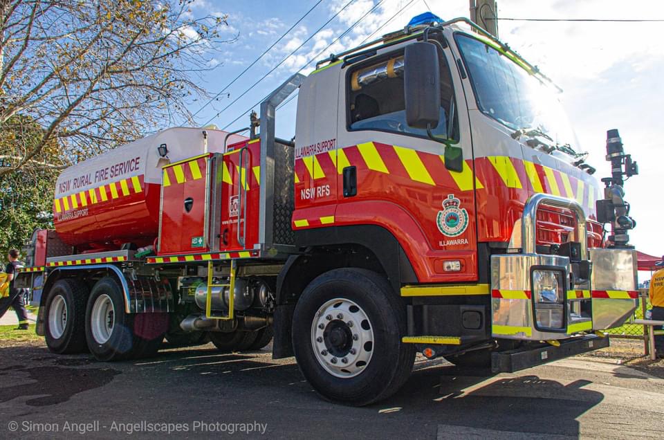 Photo of Illawarra Support 6 - Category 6 Heavy Bushfire Tanker