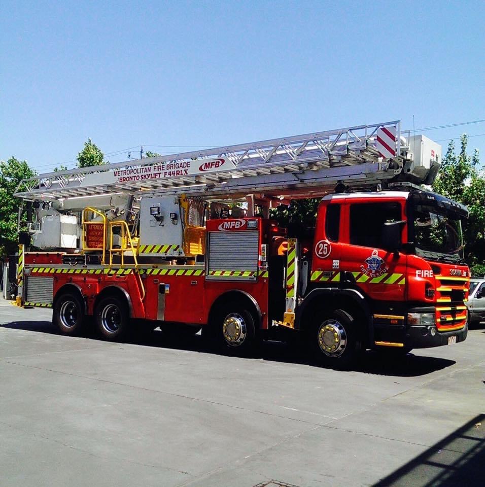Ladder Platform 25 Emergency Vehicles App