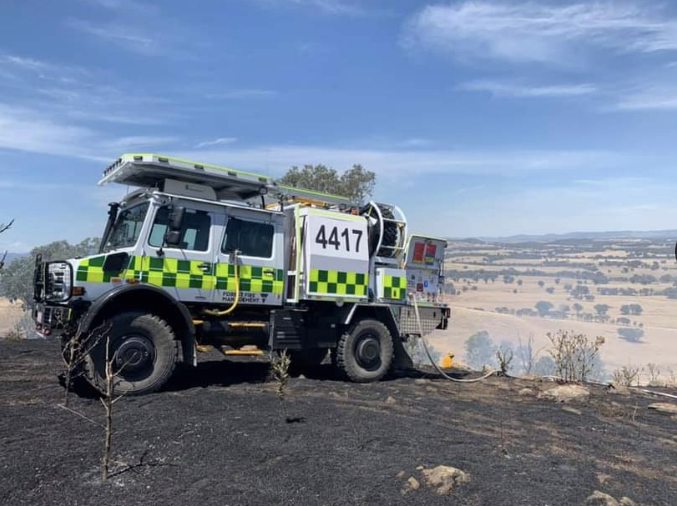 Photo of Wangaratta Unimog 4417 - Unimog