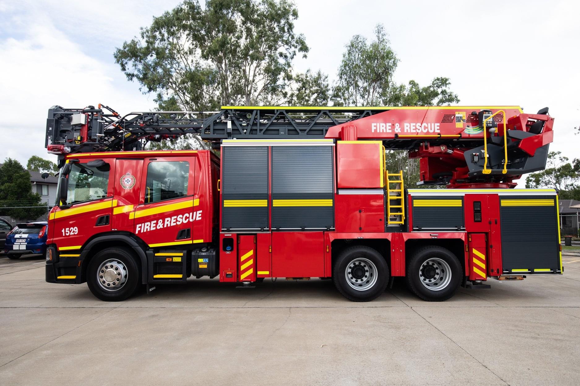 Photo of 516J Chermside - Combination Aerial Pumper Appliance