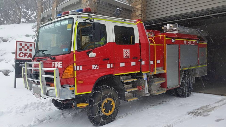 Photo of Mount Buller Pumper Tanker - Medium Pumper Tanker