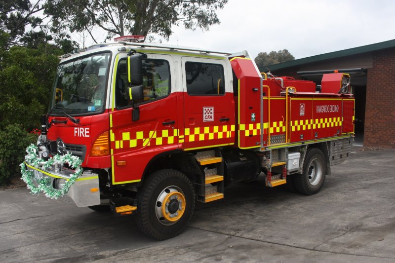 Photo of Kangaroo Ground Tanker 2 - Medium Tanker