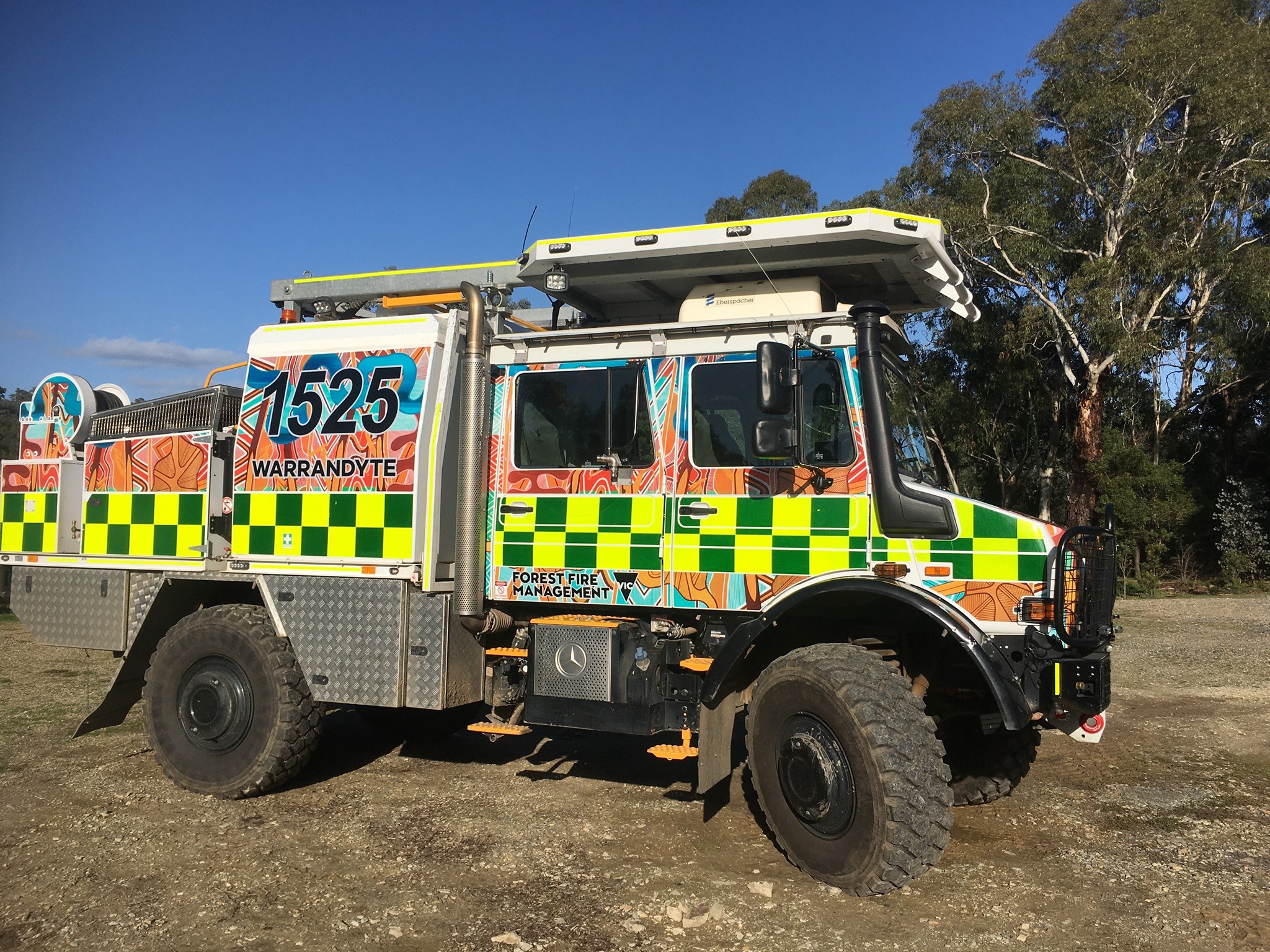 Photo of Warrandyte Unimog 1525 - Unimog