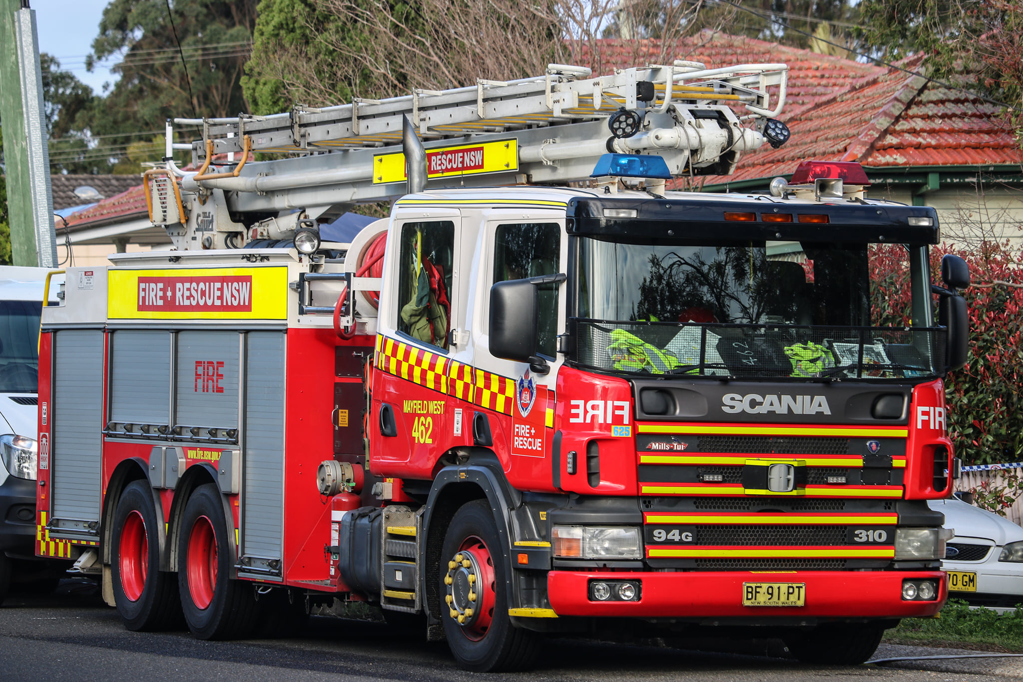 Photo of SEV Aerial Pumper - Aerial Pumper