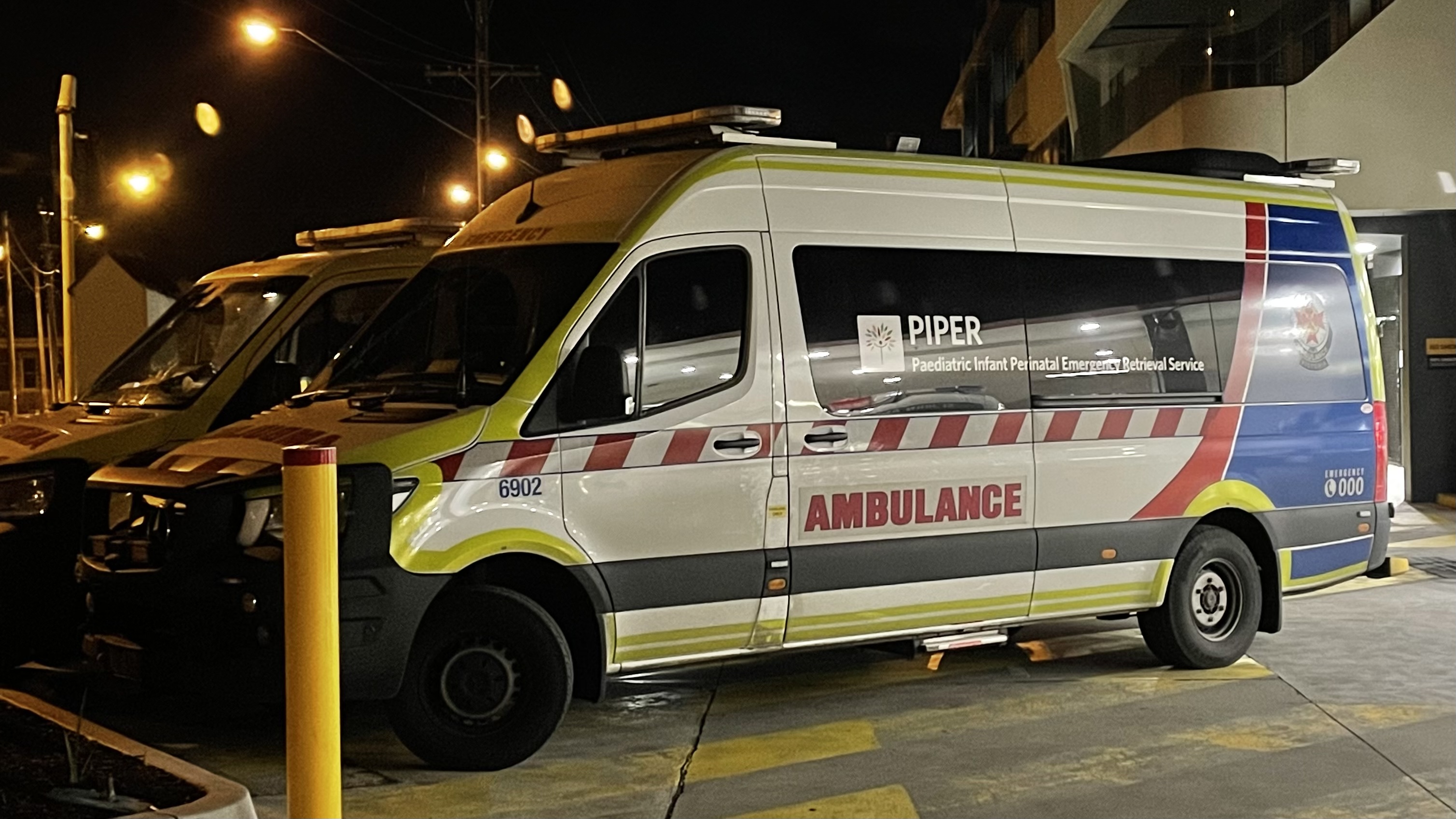 Photo of PIPER 6902 - Paramedic Ambulance